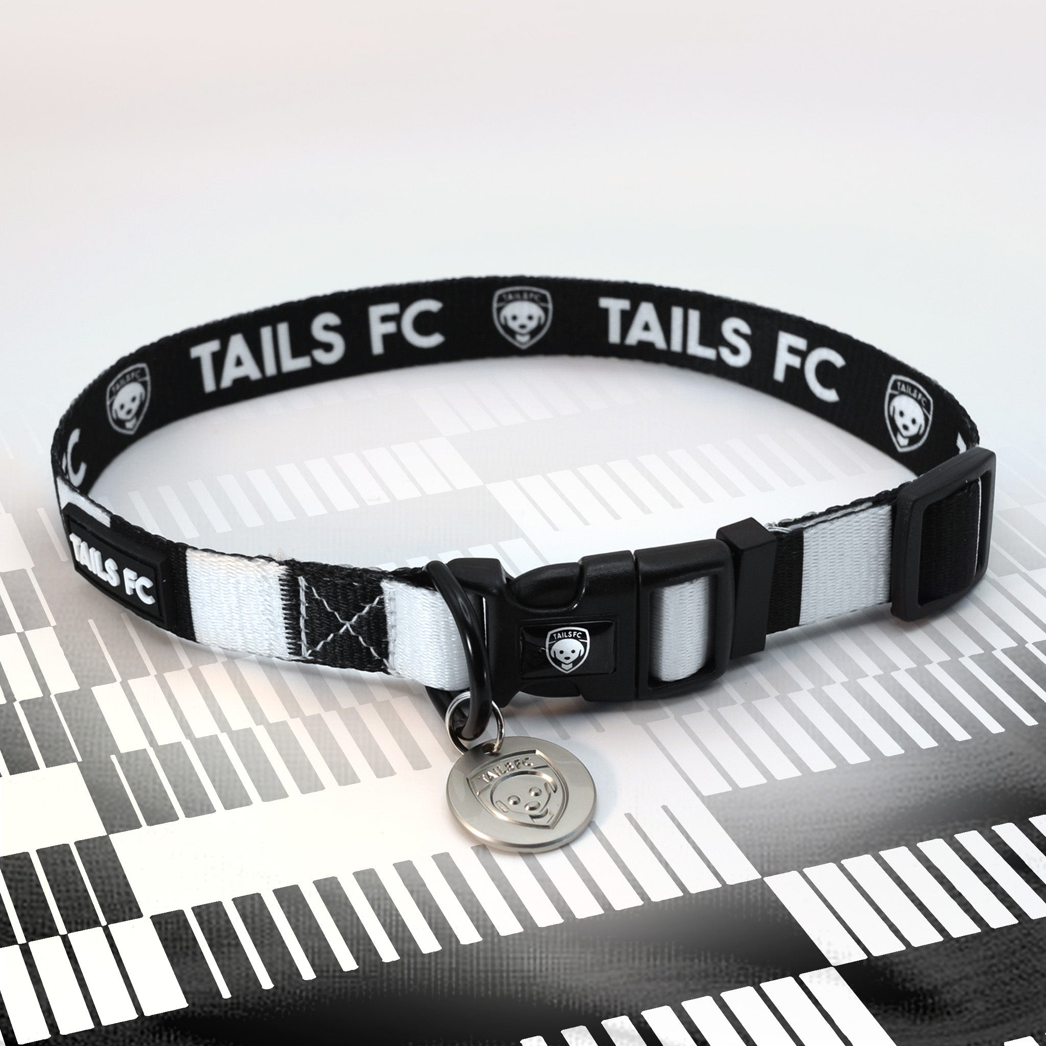 Newcastle black and white striped dog collar.