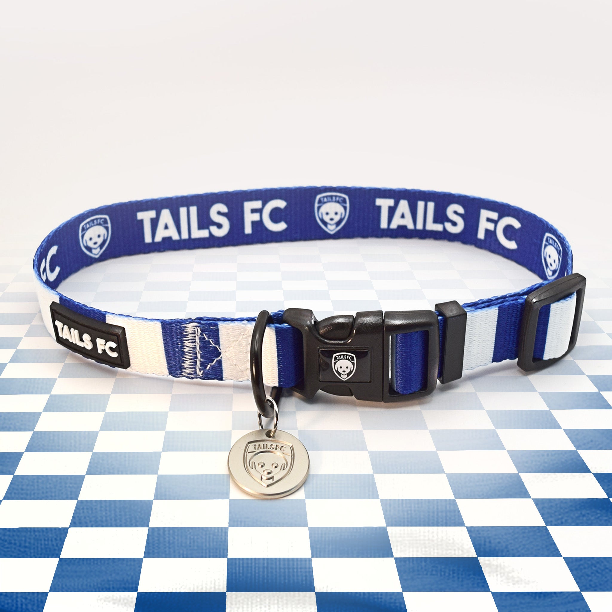 Everton blue and white striped dog collar.