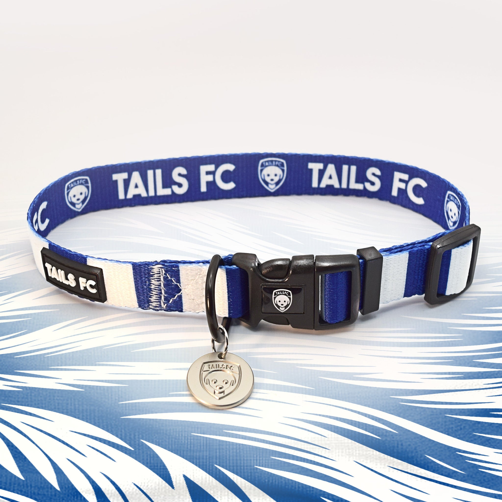 Ipswich Dog collar in Blue and White Stripes.