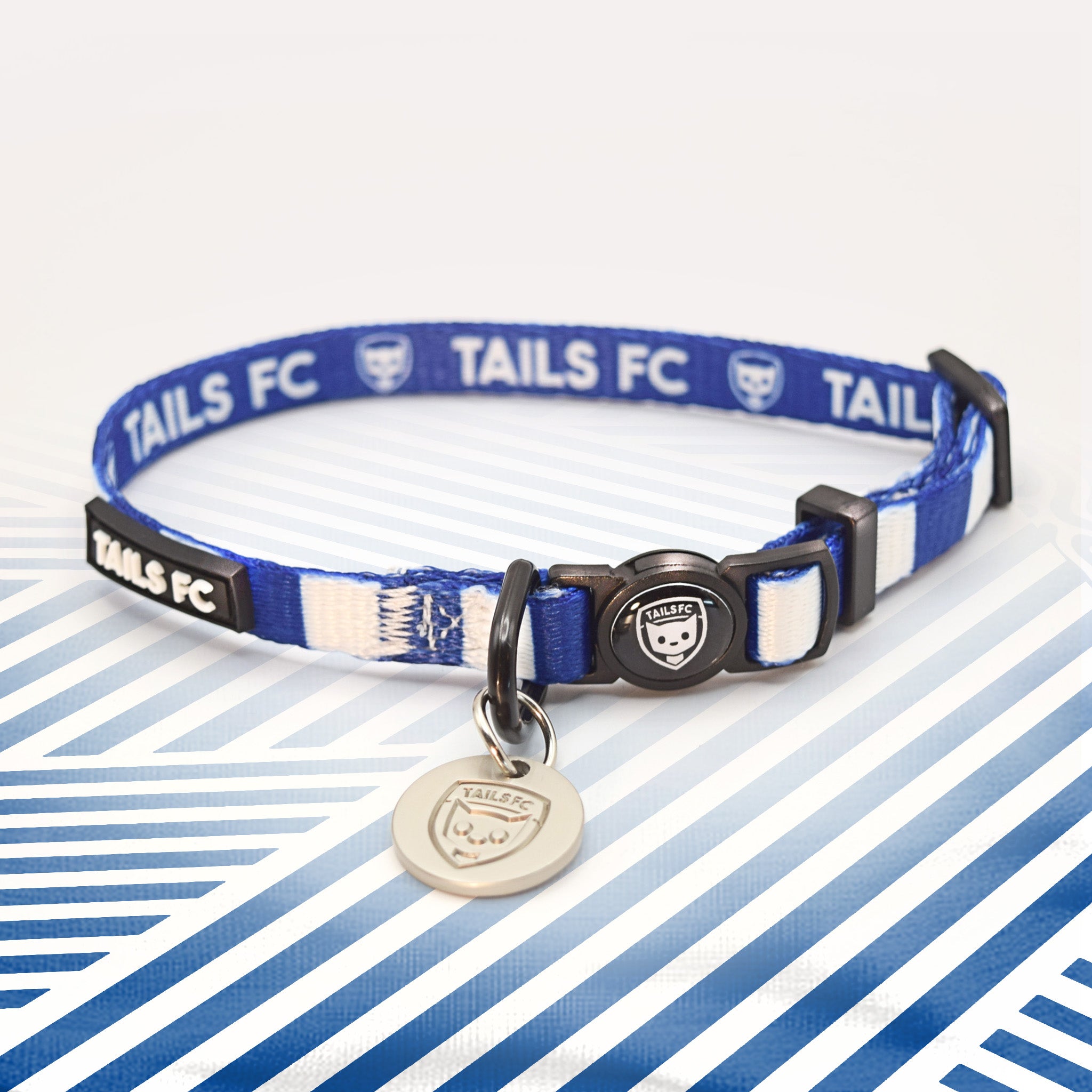 Chelsea blue and white striped cat collar.