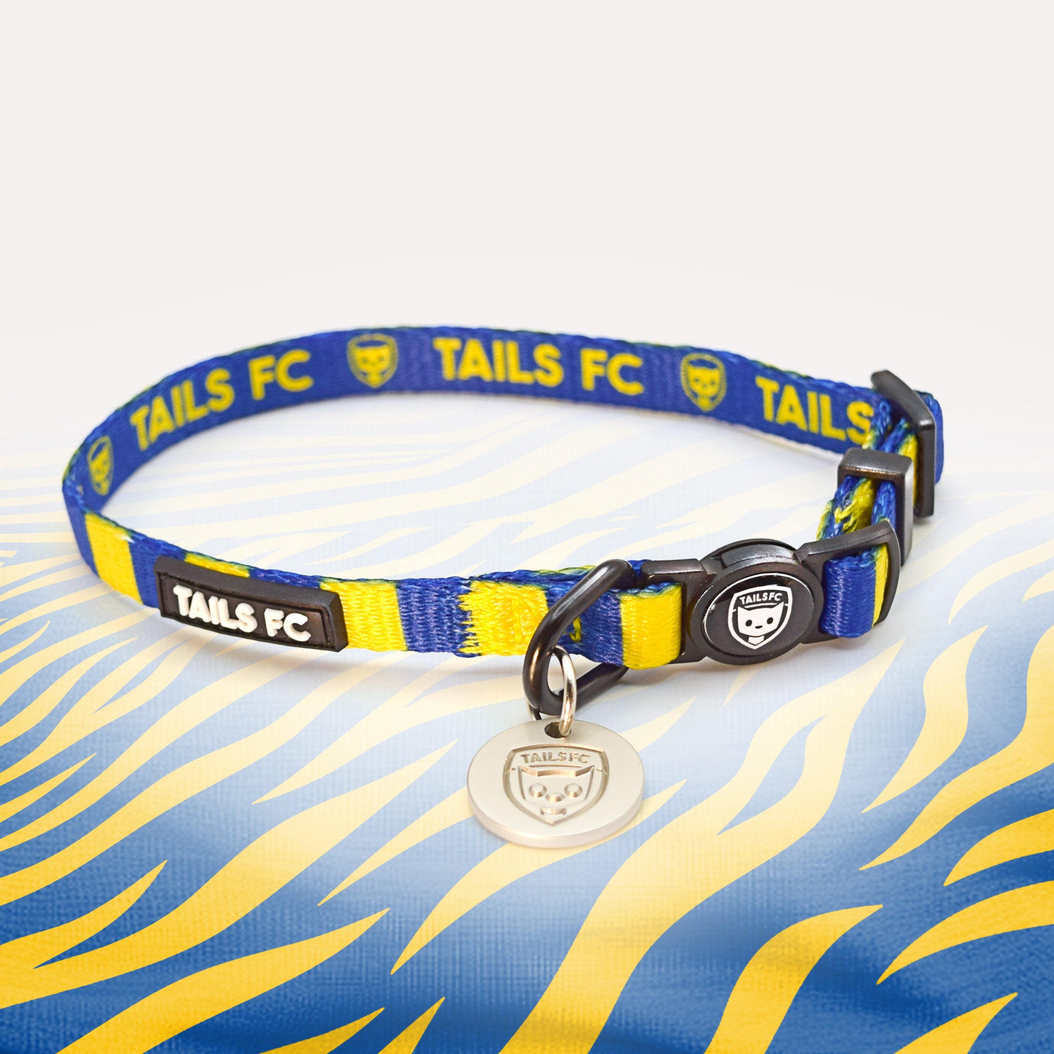 Leeds blue and yellow striped cat collar.