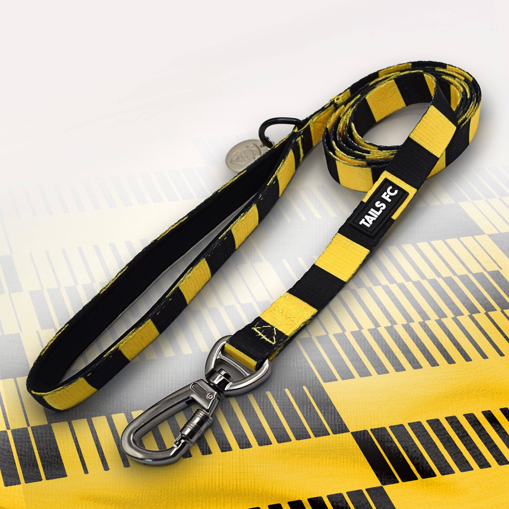 Wolves black and yellow striped dog lead.