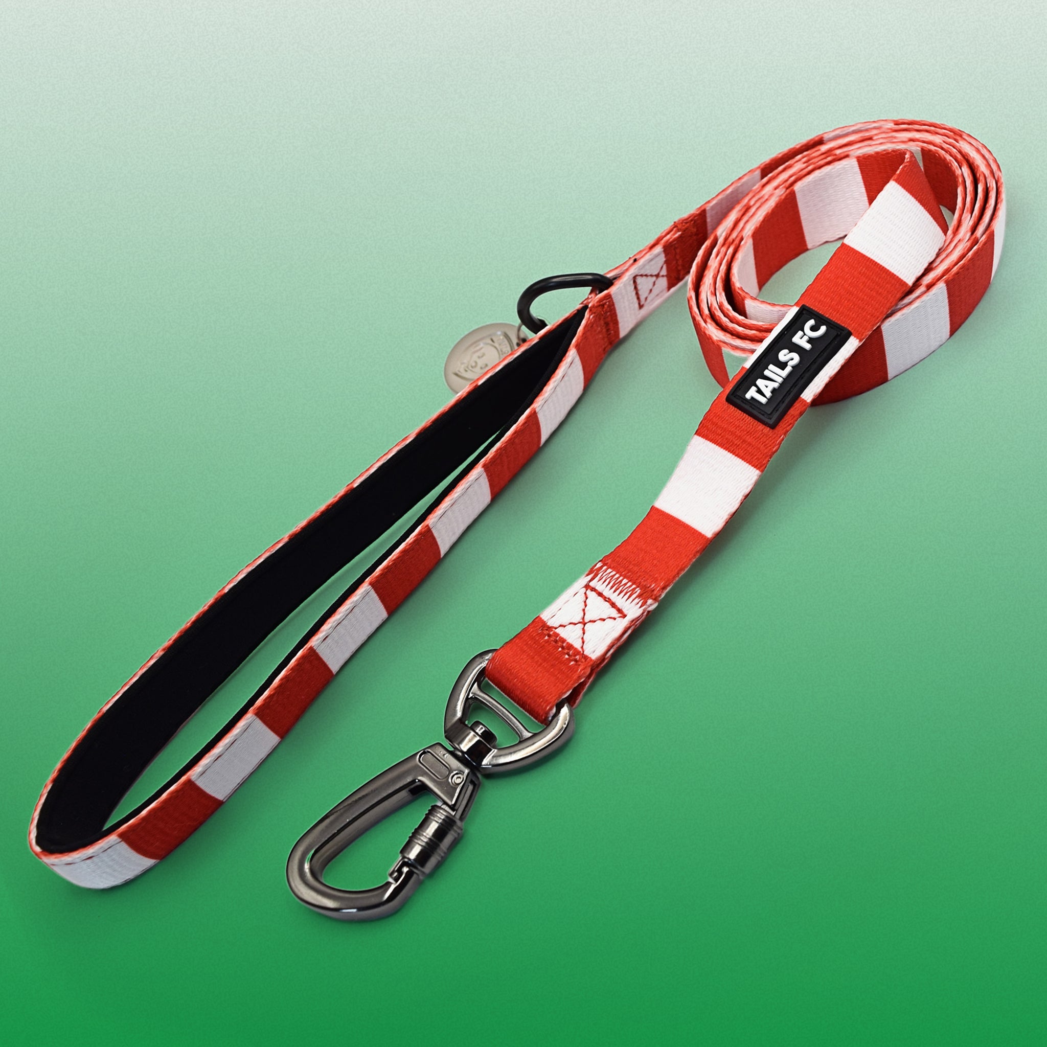 Bayern Munich Pet Lead - red & White Stripe Football Pet Lead