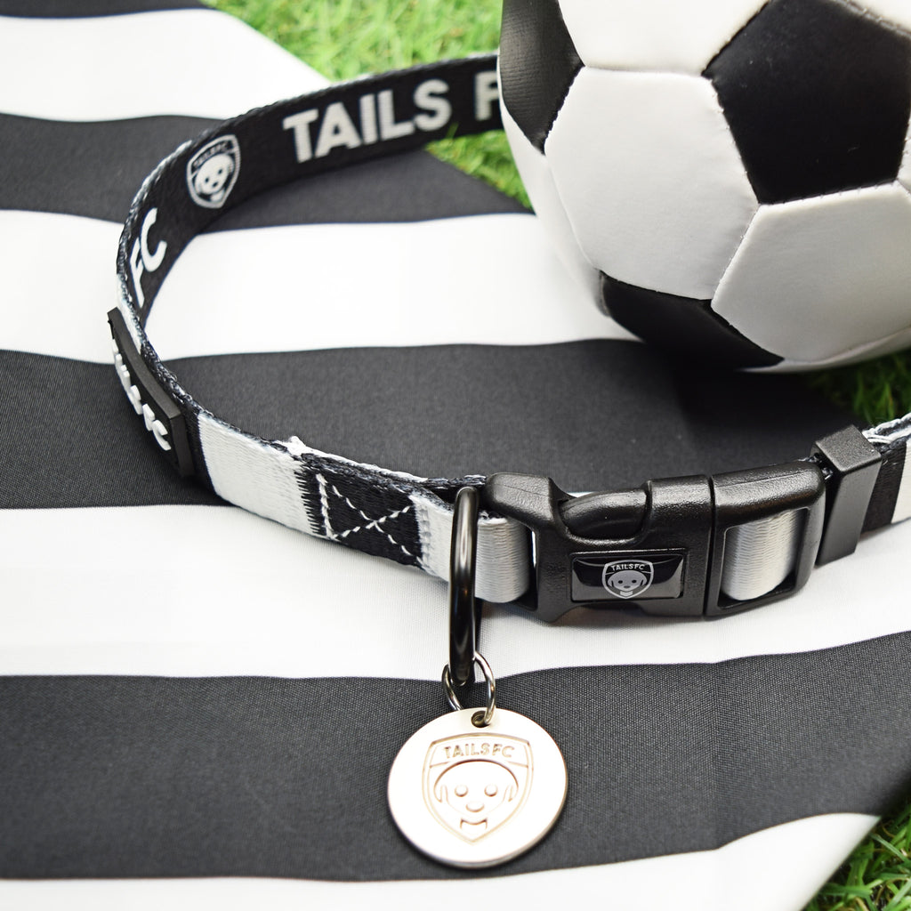 Newcastle Dog Set - Black & White Stripe Football Dog Collar and Leash Set