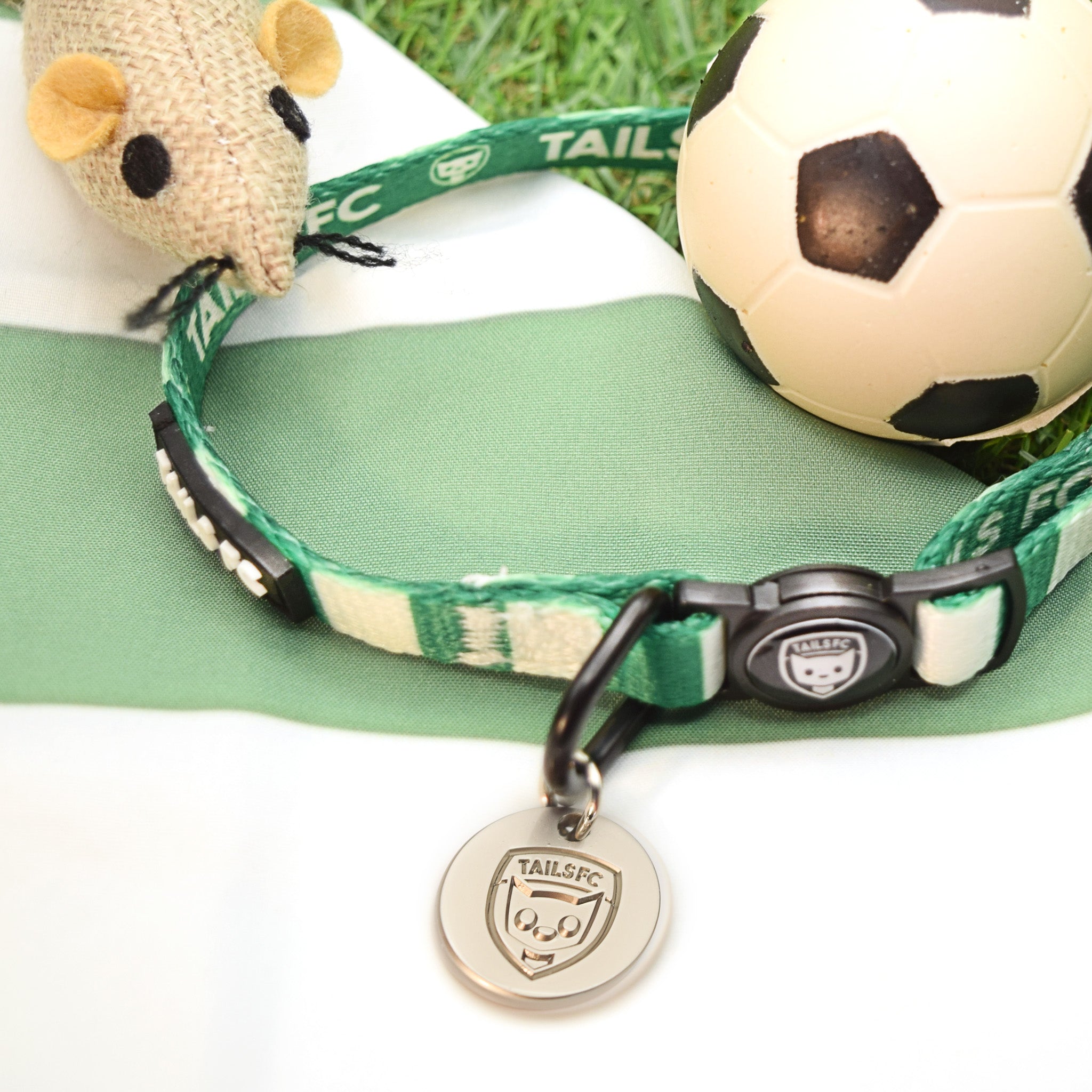 Northern Ireland Cat Collar - Green & White Stripe Football Pet Collar