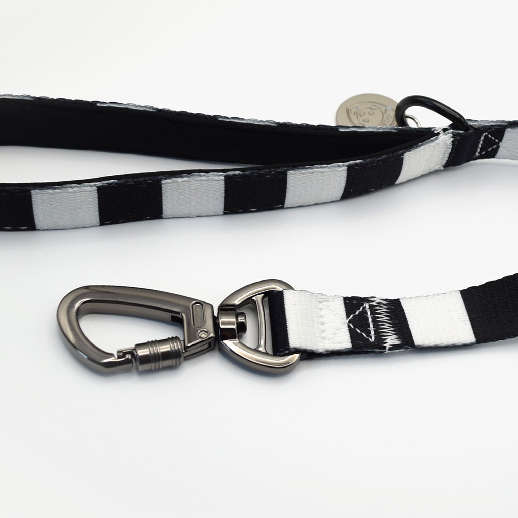 St Mirren Pet Lead - Black & White Stripe Football Pet Lead