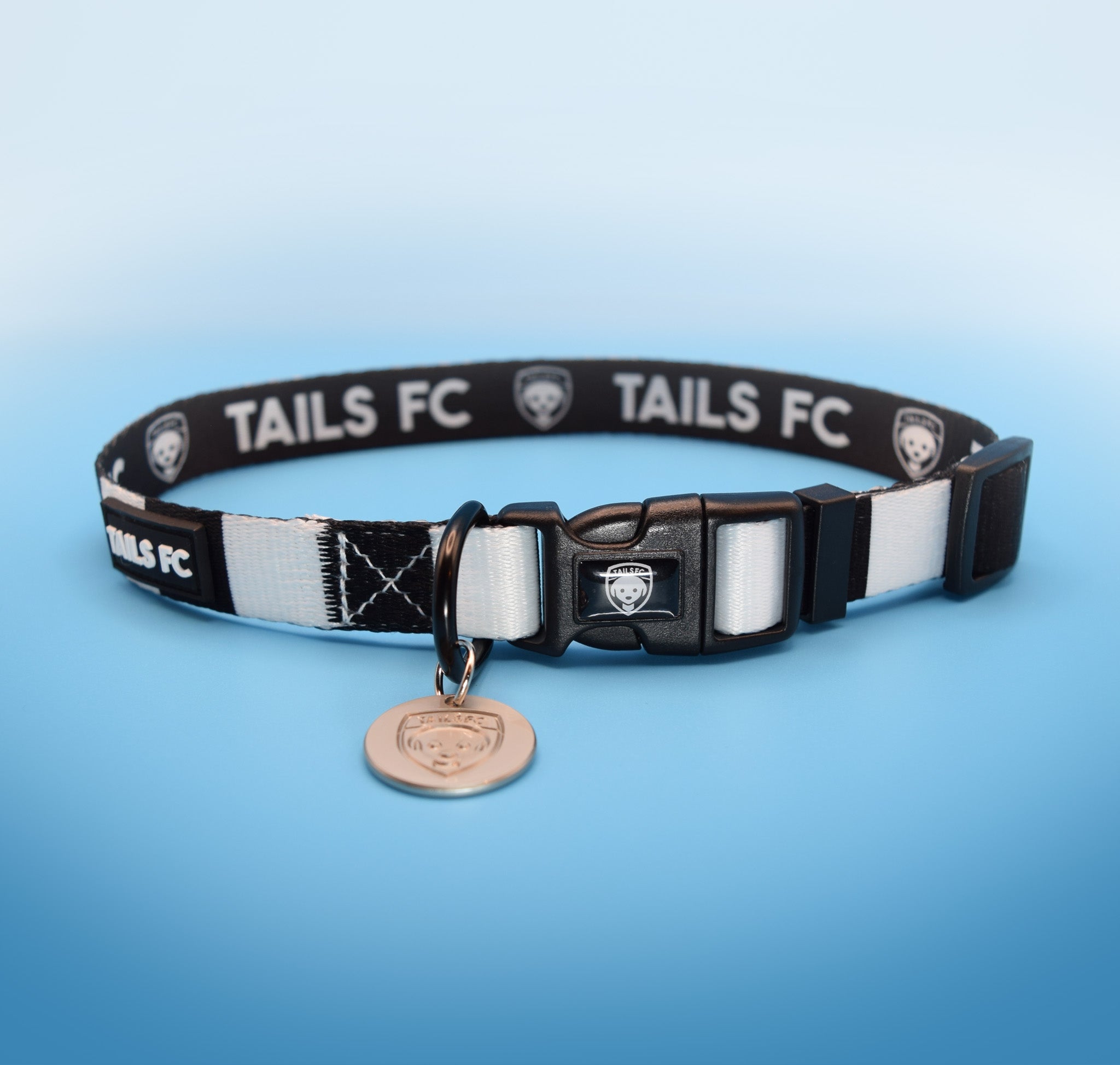 Swansea Dog Collar - White & Black Stripe Football Pet Collar