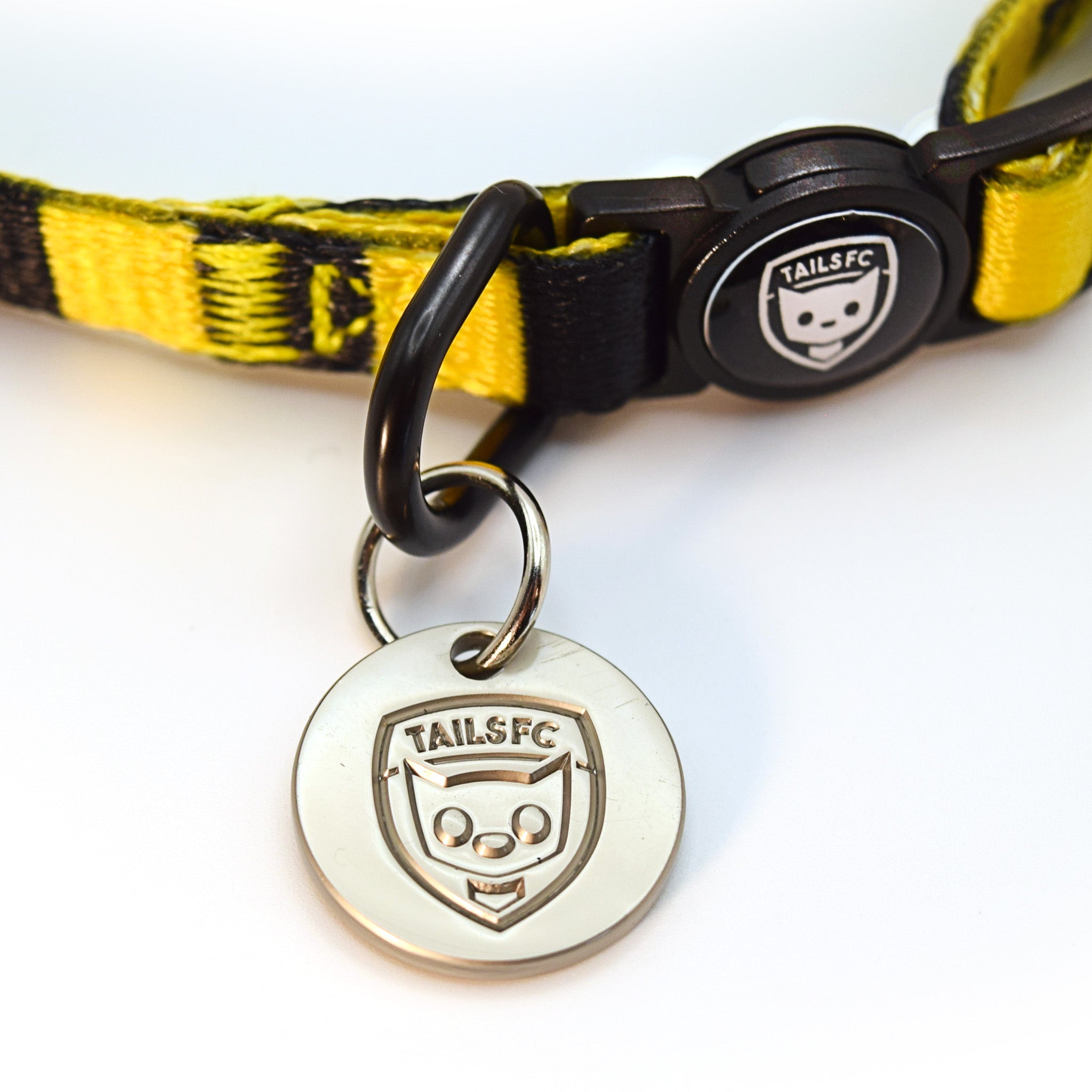 Wolverhampton Cat Collar - Gold & Black Stripe Football Pet Collar